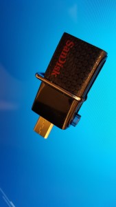 SanDisk Ultra Dual USB Drive 3.0 with Micro B out and blue background