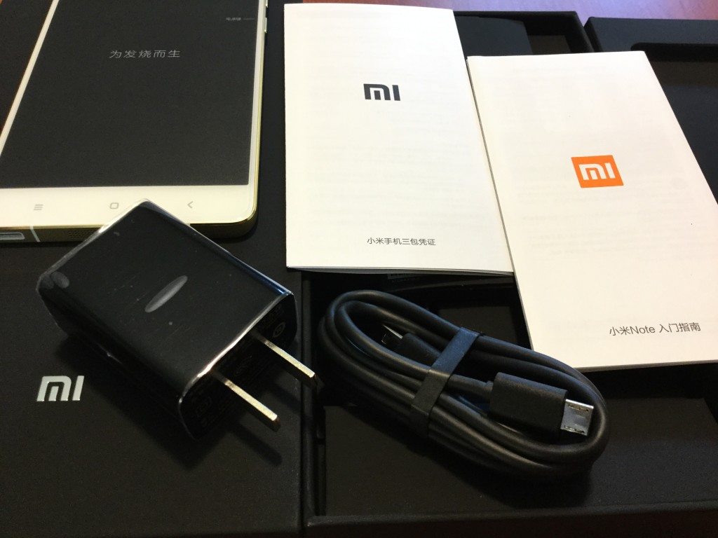 Xiaomi Mi Note Pro unboxing items