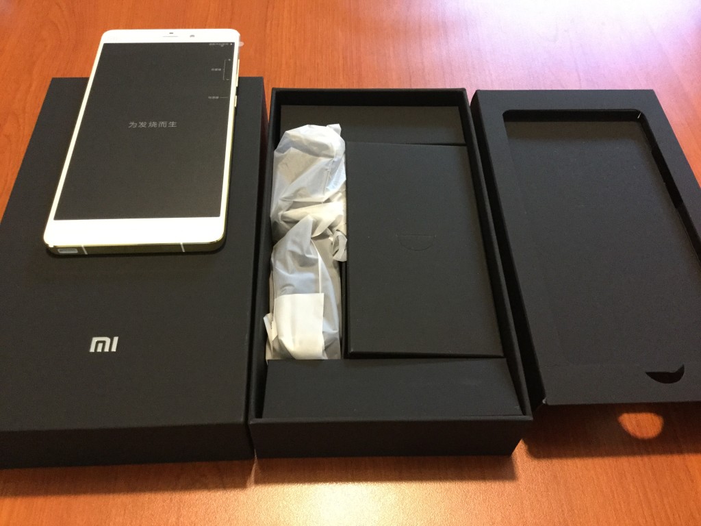 Xiaomi Mi Note Pro unboxing with accessories in box