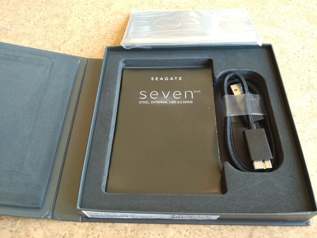 Seagate Sevenmm Drive Unboxing-2