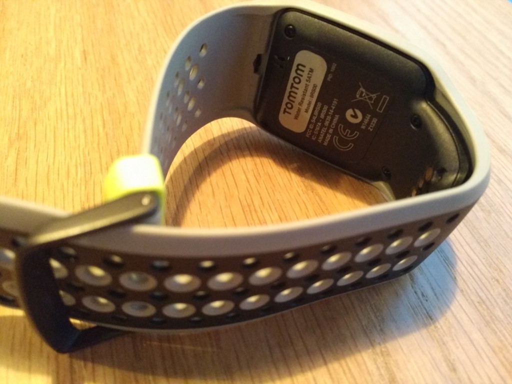 TomTom Sports Watch Unboxing in Prague-12