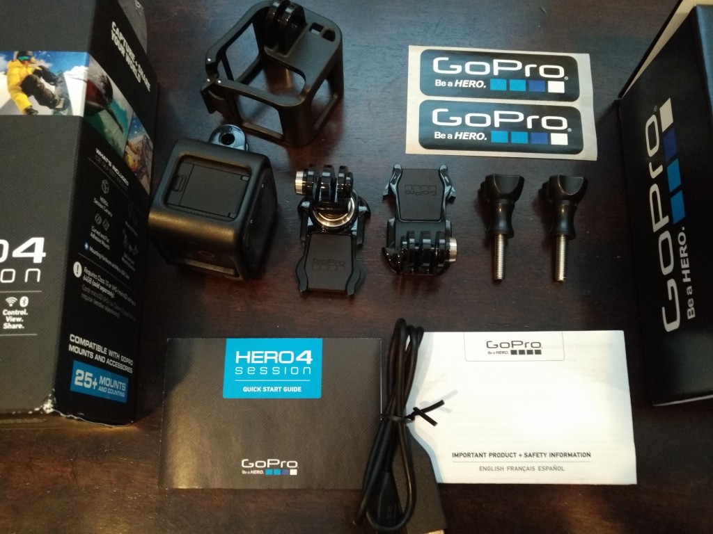 GoPro 4 Session Unboxing-46