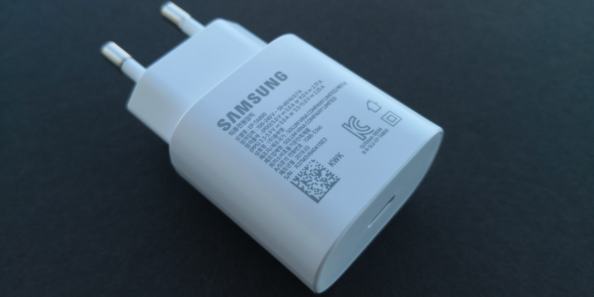 Samsung Galaxy S 10 Зарядка